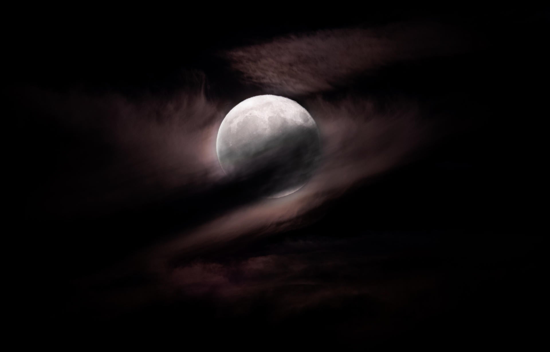 Misterios de la Luna