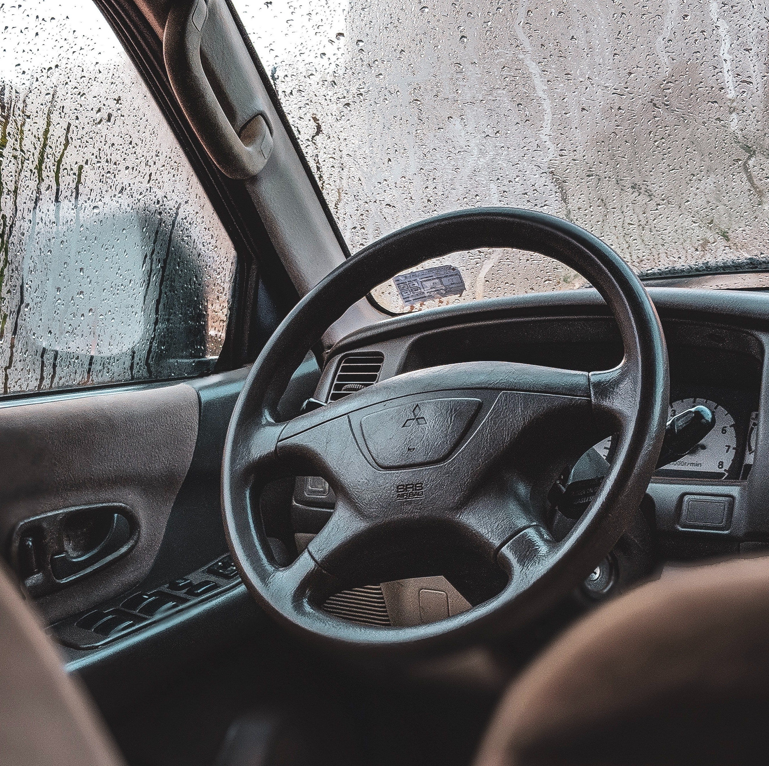 Rainy Street: 3-Hour City Rain Sounds from Inside a Car for Blissful Sleepiness