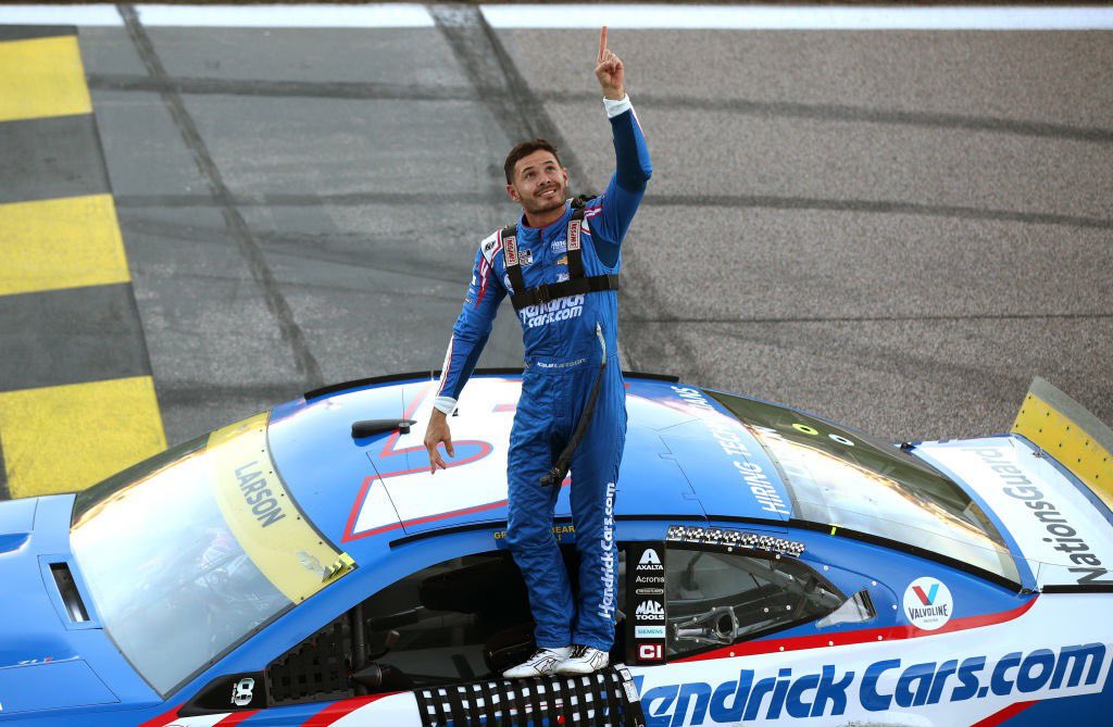 11: Brian Walker, Another Larson win and a haunted night at Lakeside episode artwork