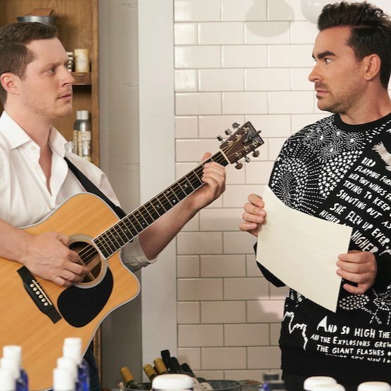 Schitt's Creek S4E6 "Open Mic" episode artwork