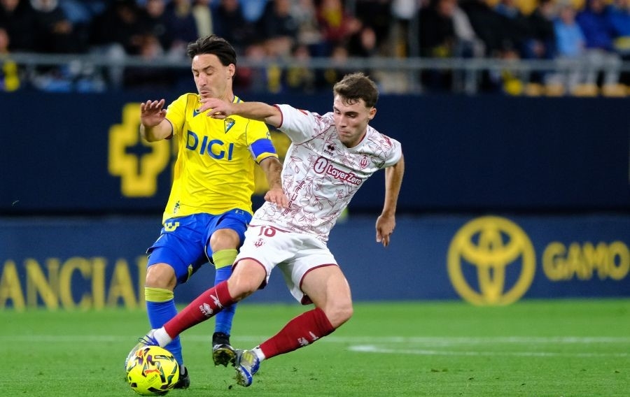 El Castellón cierra con derrota un año para enmarcar