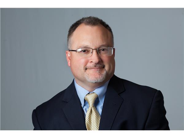 Get to Know Your Neighborhood Bank with Sunflower Bank President Eric Comeau episode artwork