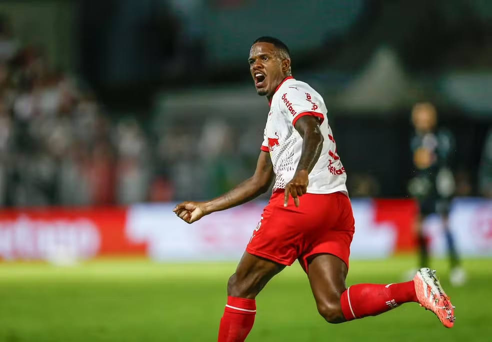 Red Bull Bragantino multa Gustavo Marques por declarações machistas contra árbitra Daiane Muniz