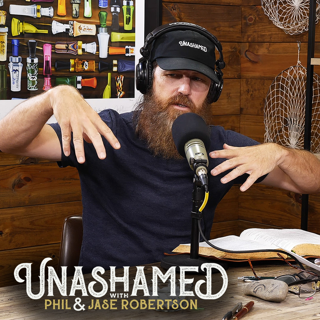 Ep 709 | Jase Got Leeches in the WORST Place & Missy Says NO WAY to Lending a Hand!