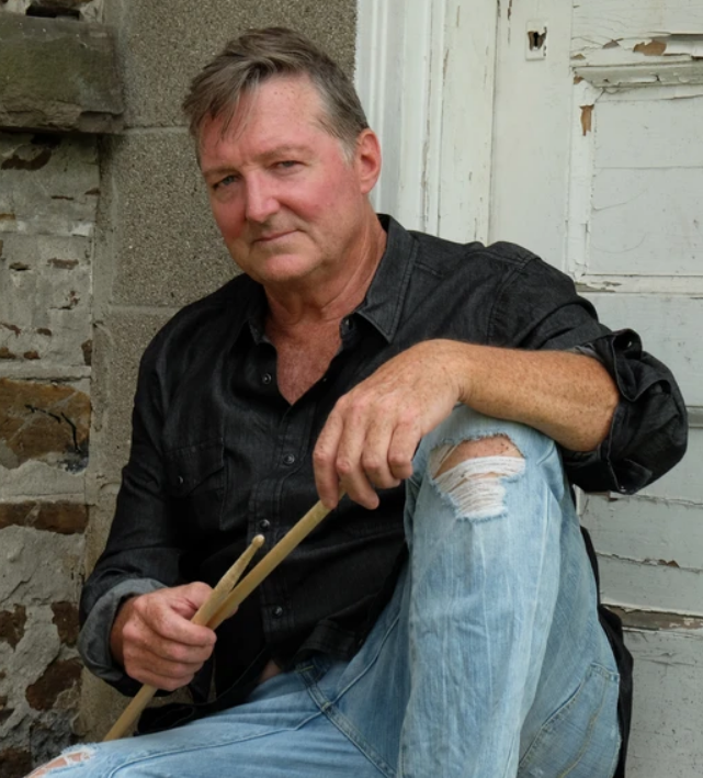 Michael Hanson, ex-Glass Tiger