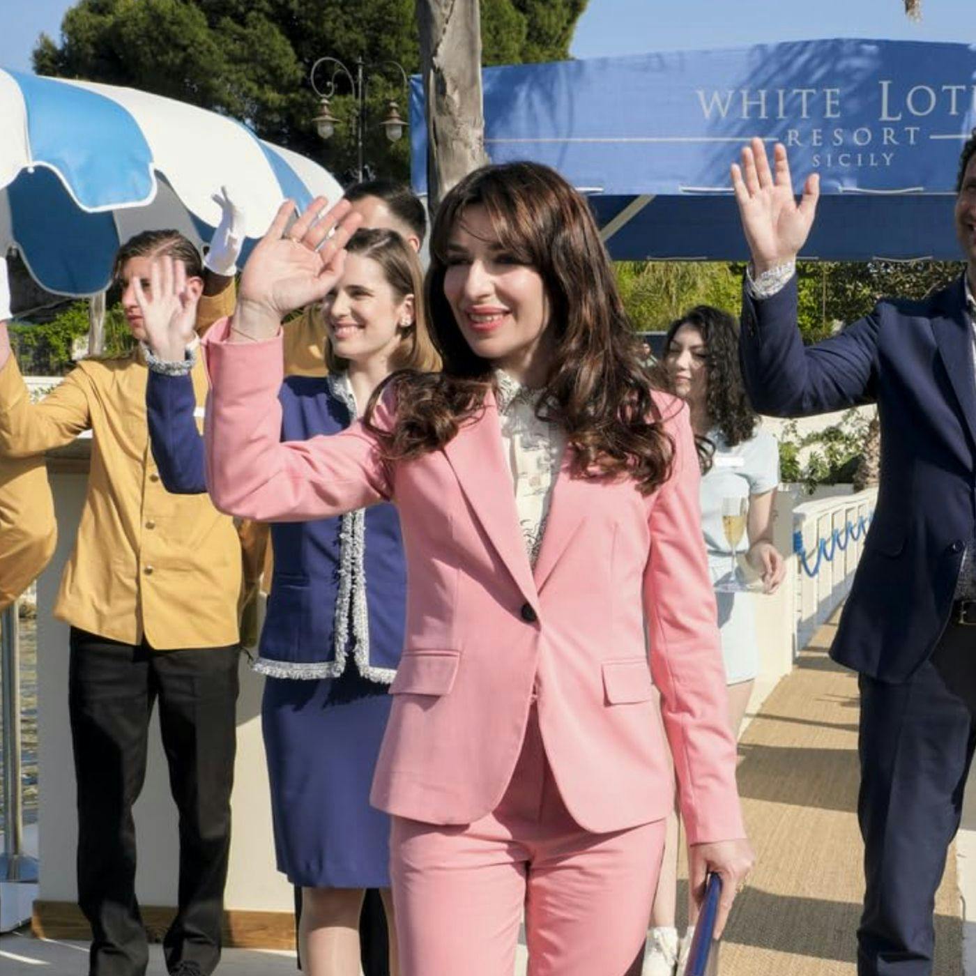 7: "Ciao" (S2E1) 7: "Ciao" (S2E1)