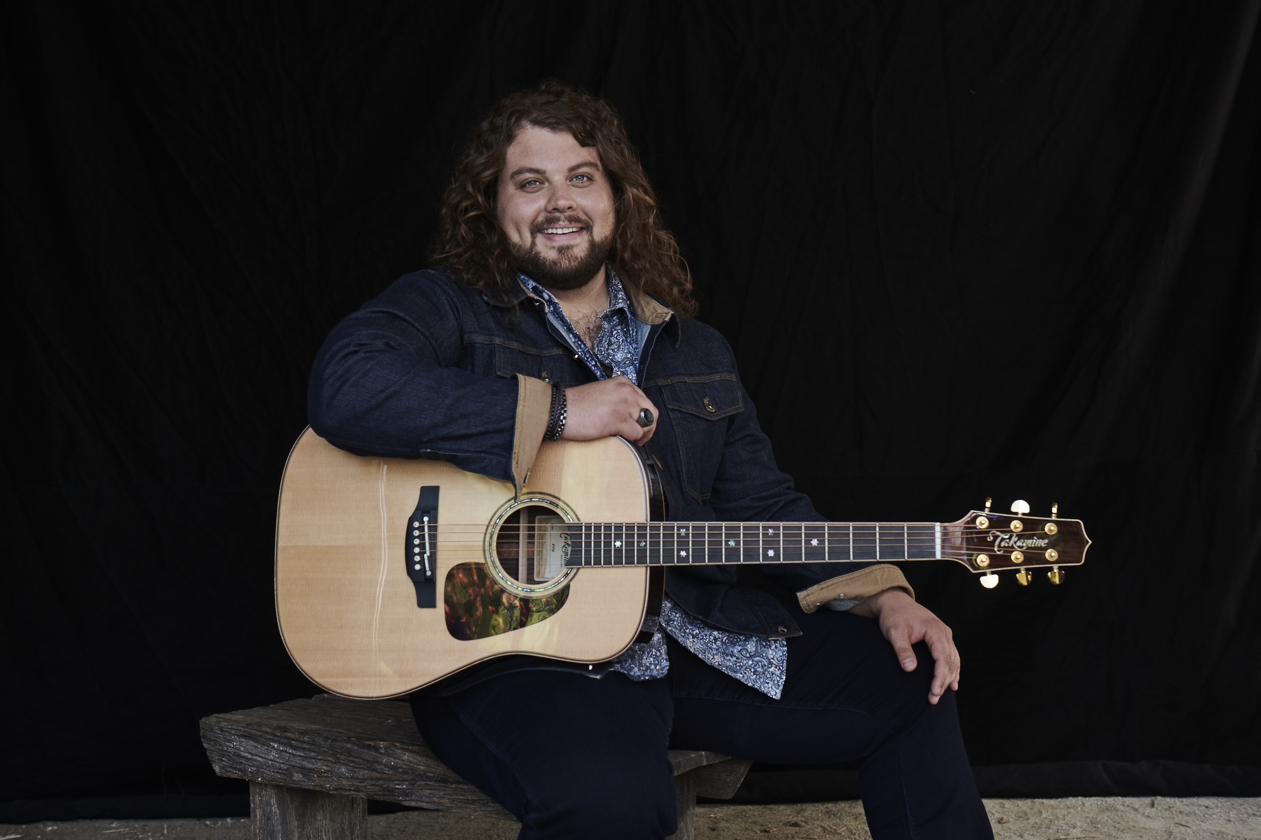 Who Doesn't Like Banana Notes in Bourbon? Country Star Dillon Carmichael episode artwork