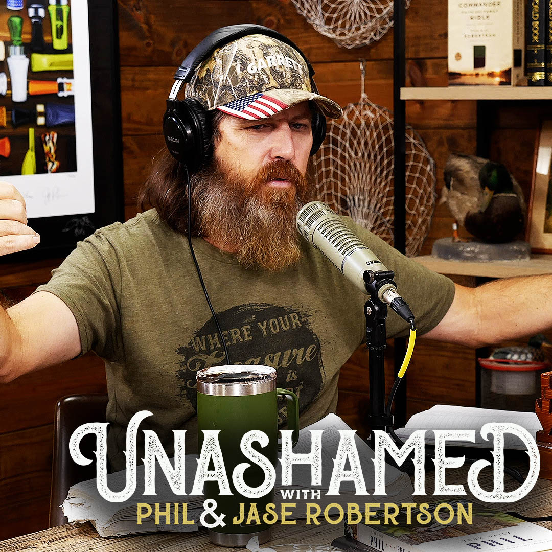 Ep 567 | Jase Attends a Secret Party & Will There Be Hurricanes in Heaven?
