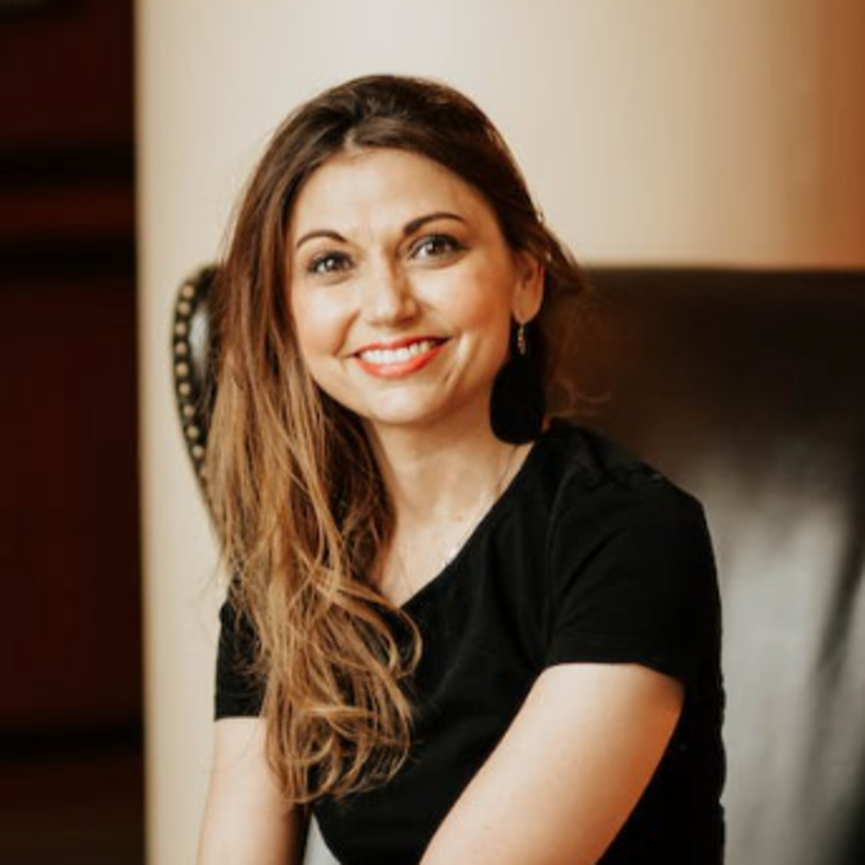 Adriana Cowdin – 4-Time entrepreneur, Fighter living with 8 chronic diseases. episode artwork