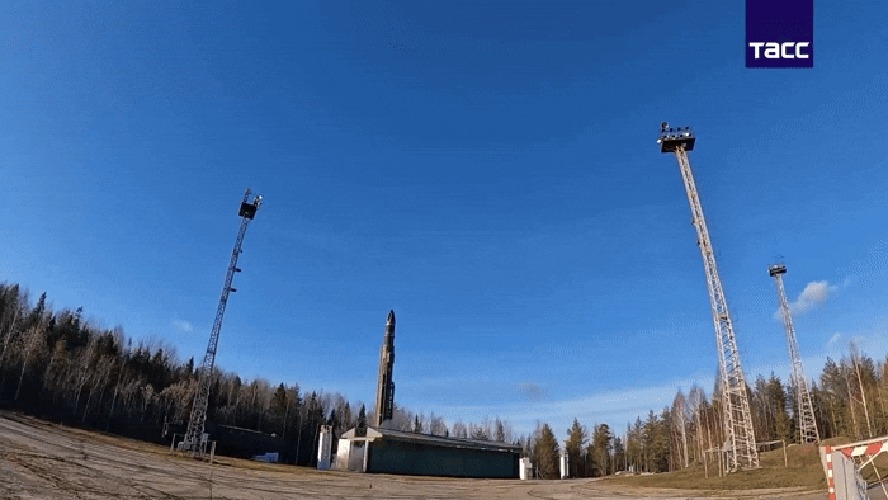 Fim de tratado nuclear entre EUA e Rússia gera riscos e abre oportunidades, avalia pesquisador