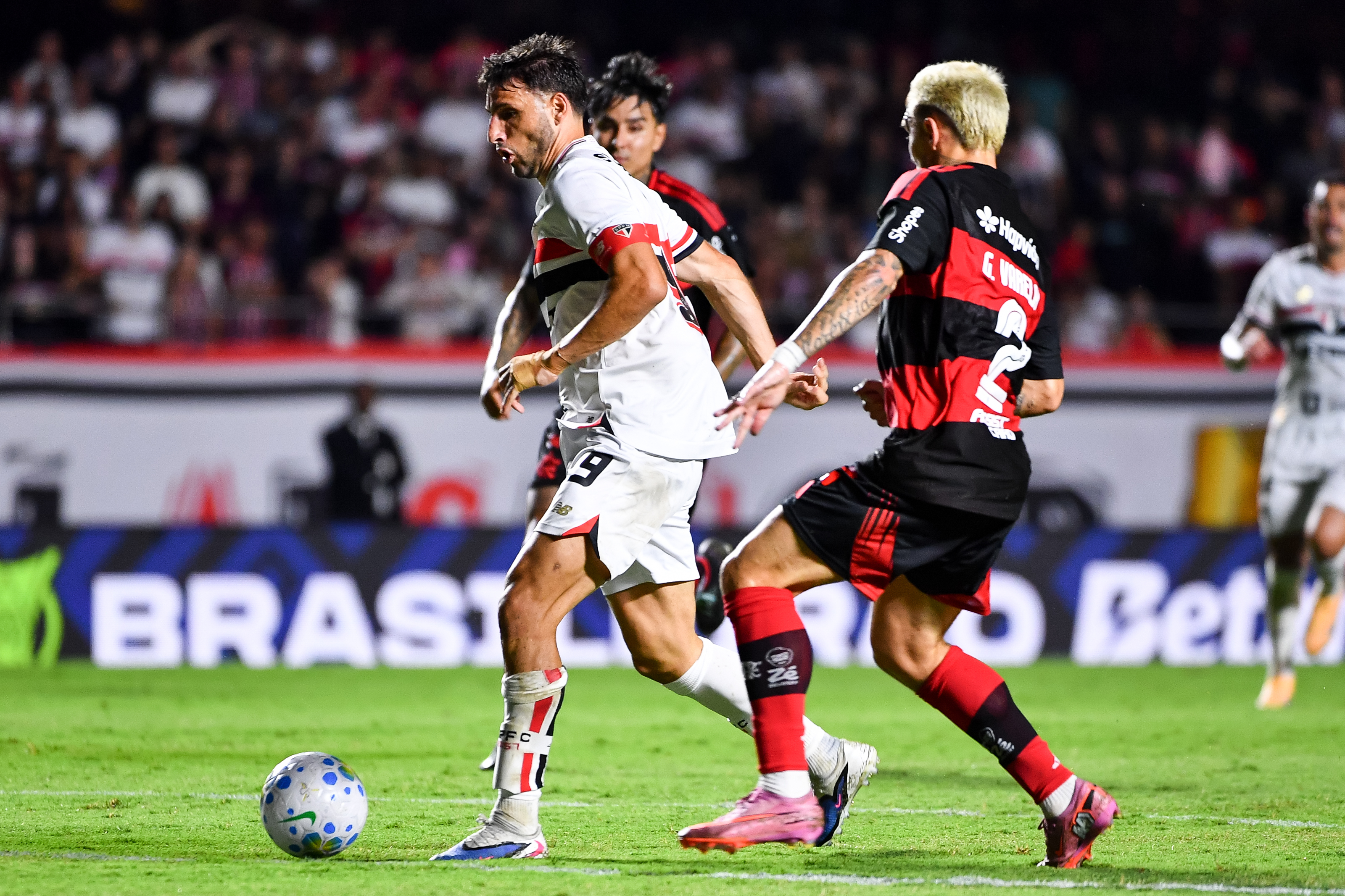 São Paulo faz último treino antes de encarar o Grêmio pelo Brasileirão