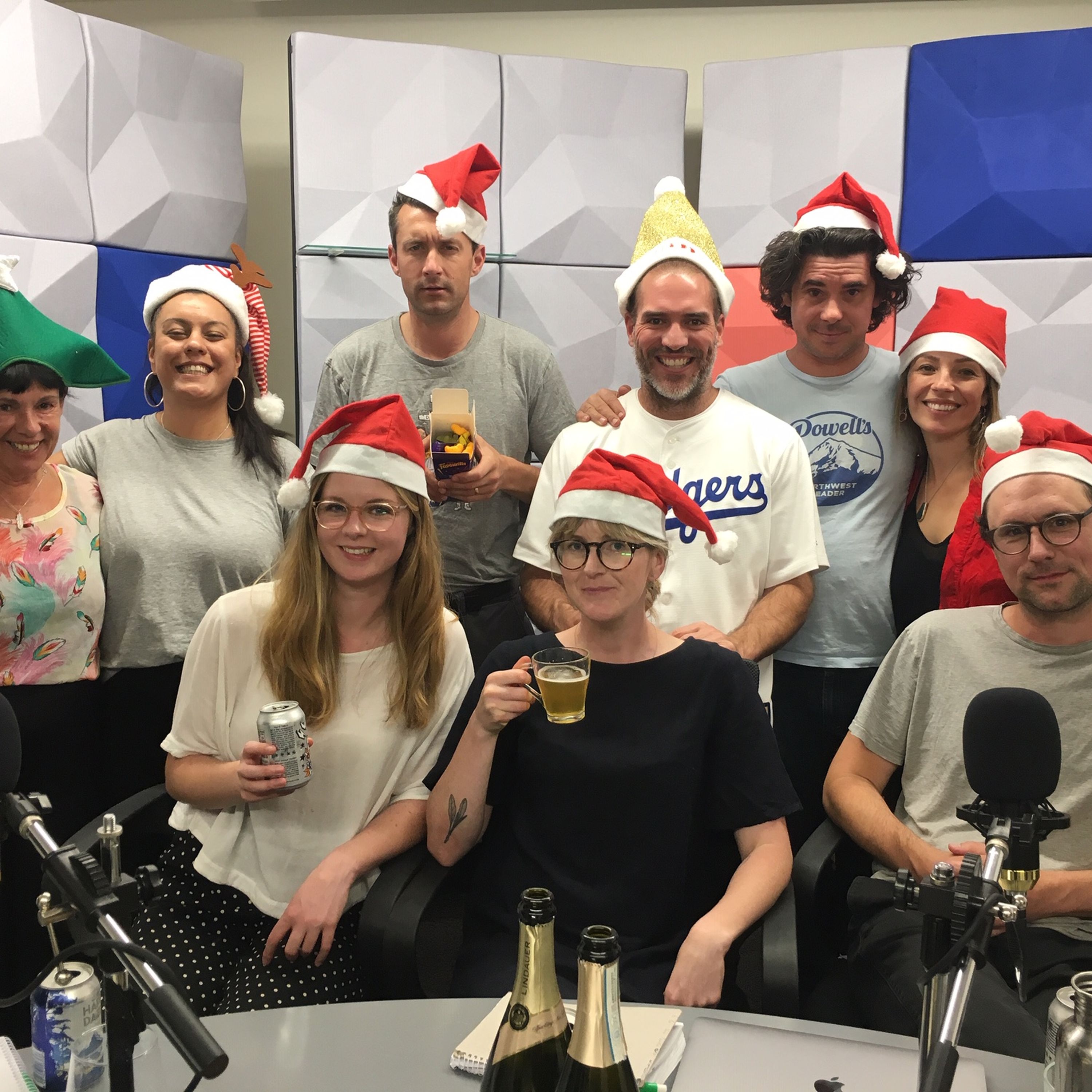 The Spinoff SuperPod 2018: the official New Year's honours and dishonours list episode artwork