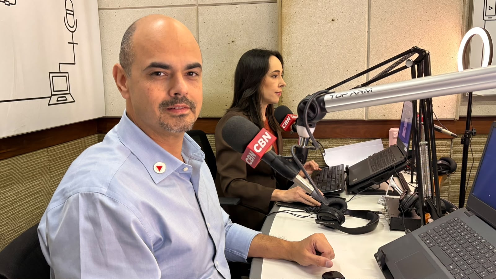 Em sabatina, Mateus Simões critica ministros do STF e declara apoio a Zema no 1° turno episode artwork