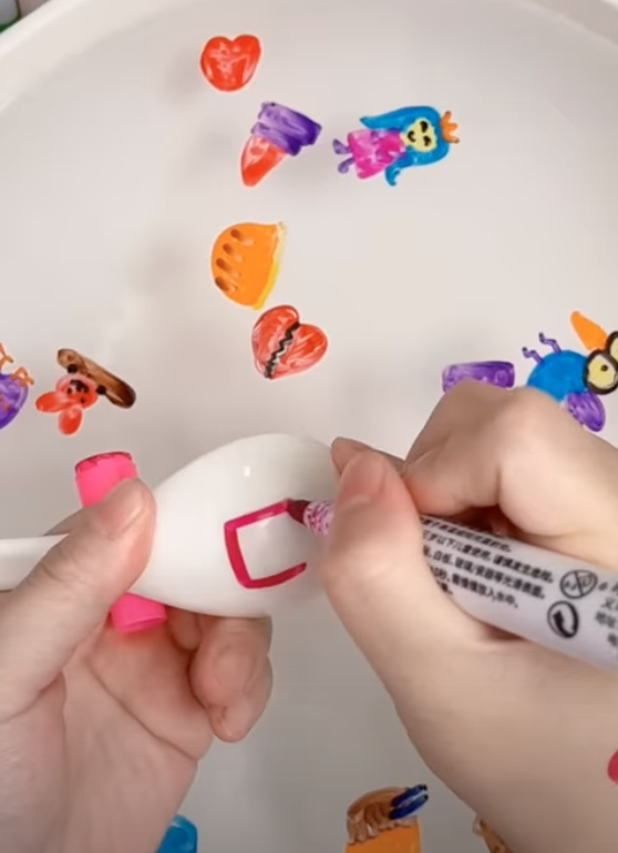 How to Make a Floating Ink Pen: A Magical Trick!