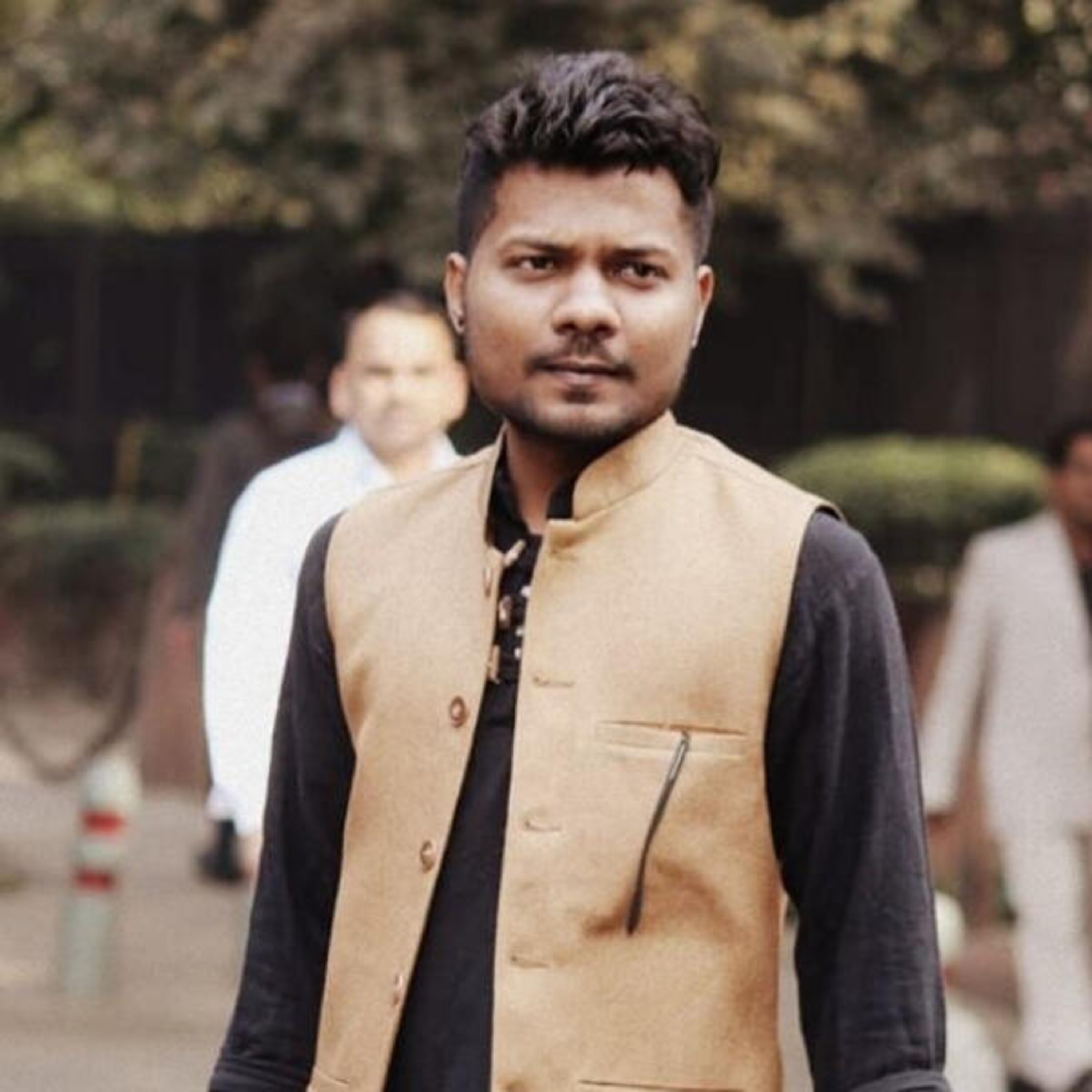 Delhi Journo Picked Up By UP Police For FB Post Against Adityanath episode artwork