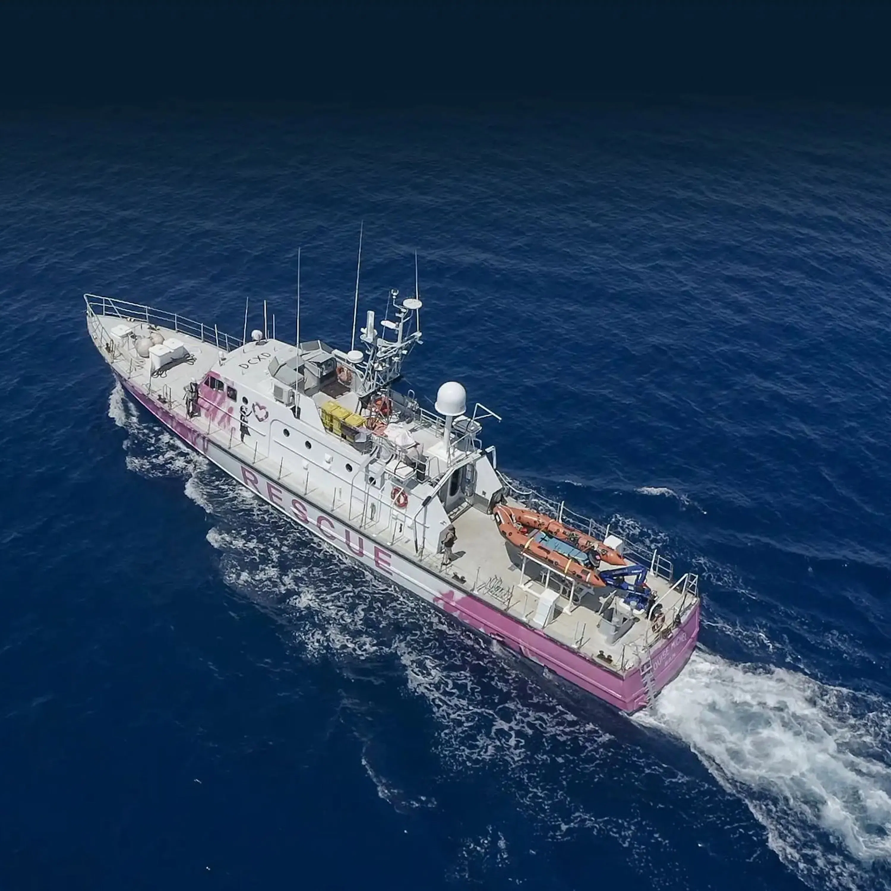 Qu'est-ce que le bateau Louise Michel ?