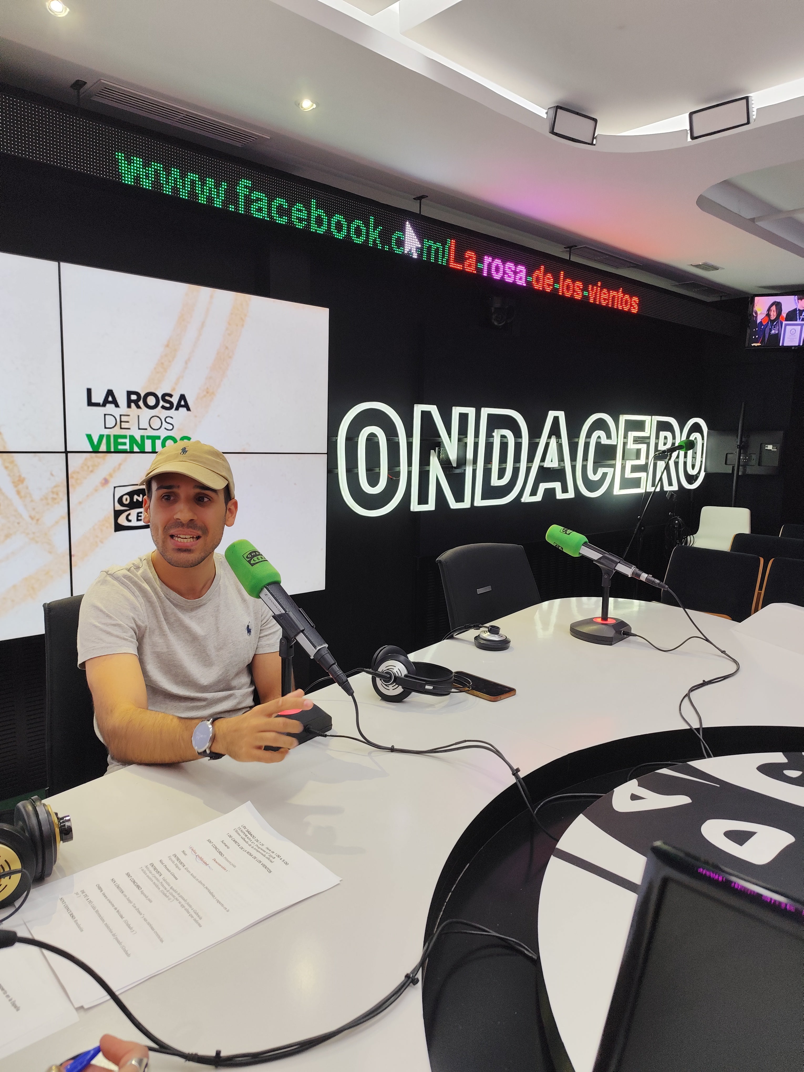 Un país de misterios en la mochila