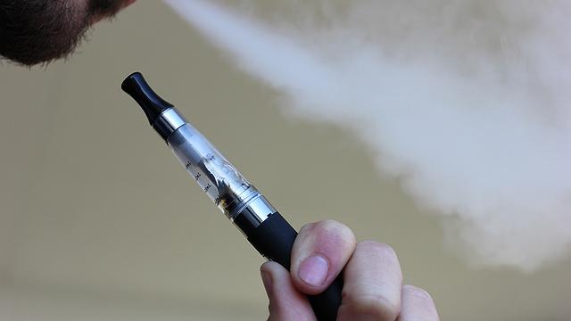 Senacon determina que plataformas removam anúncios e parem de vender cigarros eletrônicos