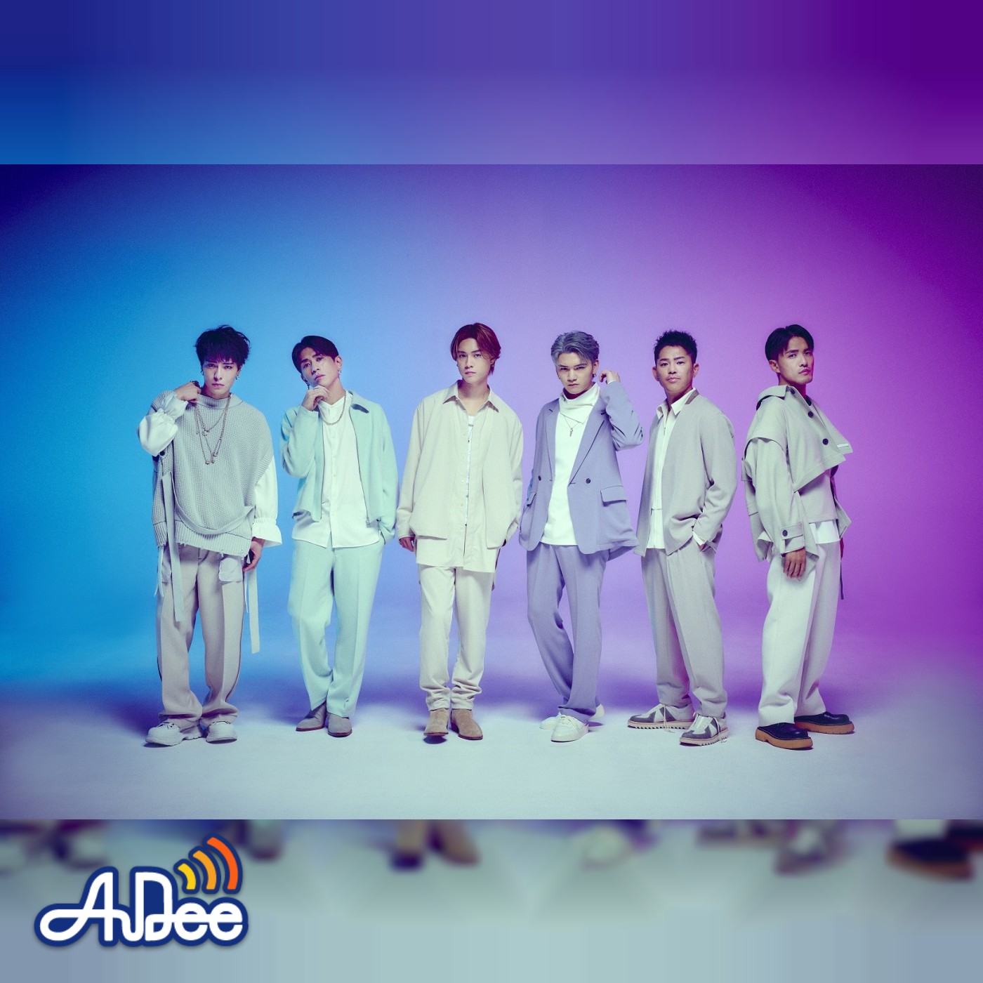 MUSIClock with THE FIRST TIMES