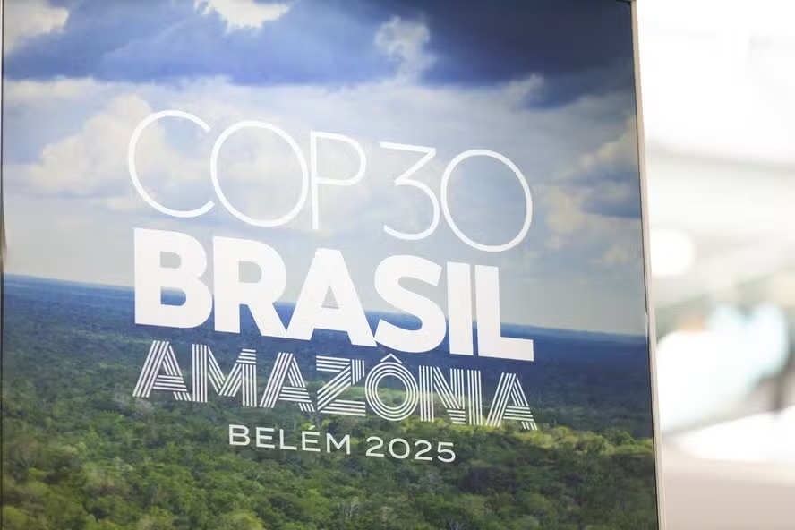 Jornais franceses citam dificuldade para conter aquecimento global
