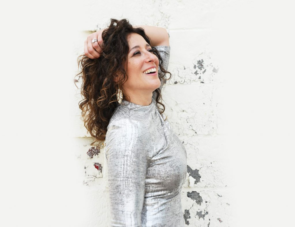 How to Fix the Root Cause of Your Health Issues Using a Whole Body Healing Approach with Author,  Integrative Dietitian, & High Performance Coach Esther Blum,