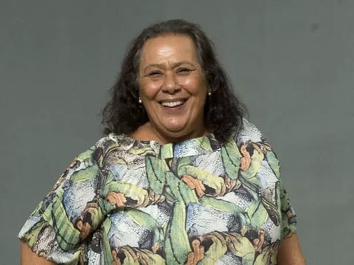 Velório da atriz Teuda Bara é acompanhado por amigos, familiares e fãs Velório da atriz Teuda Bara é acompanhado por amigos, familiares e fãs