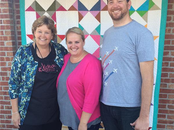 Small Rural Town Sees New Life Thanks to Missouri Star Quilt Company's Success episode artwork