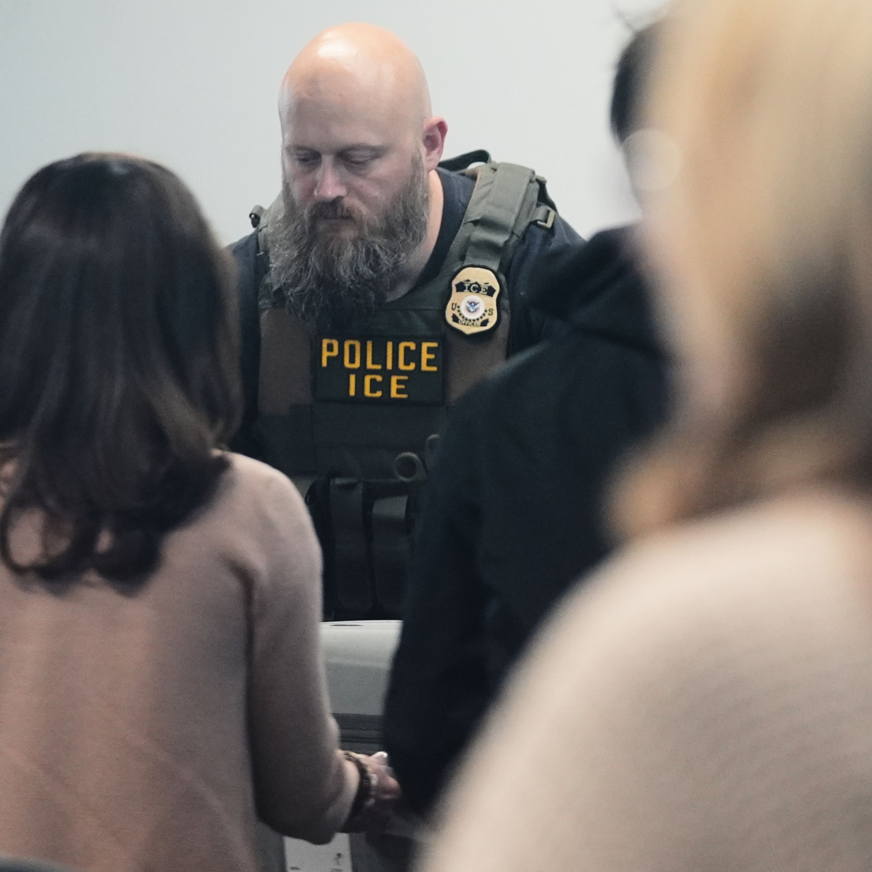 Airport Chaos Deepens as Shutdown Strains TSA Staffing