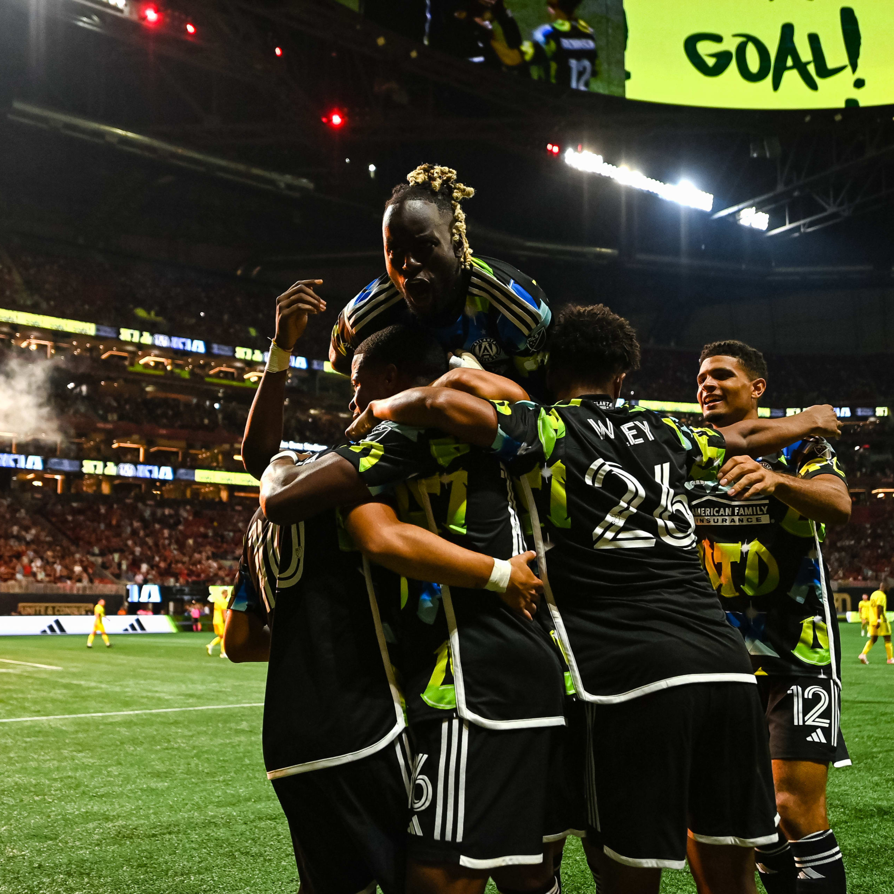 CAN ATLANTA UNITED STOP LIONEL MESSI AND INTER MIAMI CF'S UNDEFEATED STREAK? MATCH PREVIEW WITH PIETER OF FUTBOL MIAMI TV! + JOSEF MARTINEZ & TATA MARTINO'S HOMECOMING! | FIVE STRIPE WEEKLY #282 episode artwork