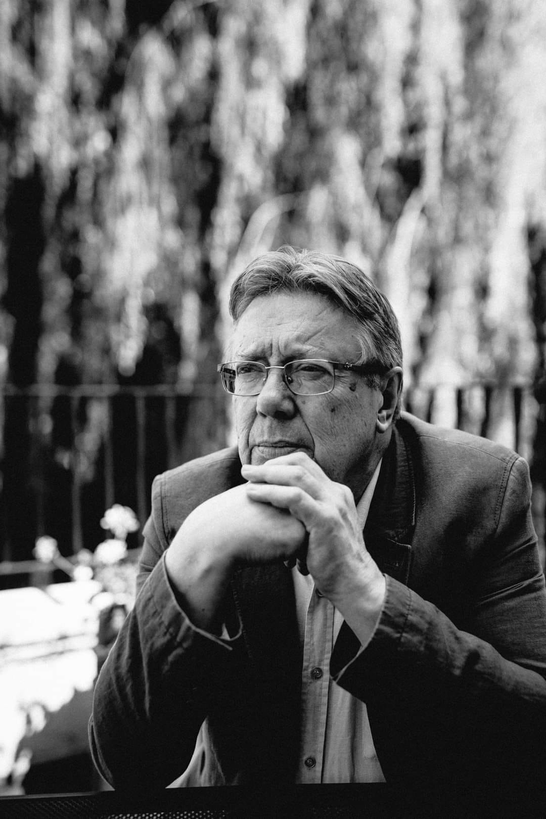 Episode 429 Featuring Chris Charlesworth - Acclaimed British Based Journalist and Author episode artwork