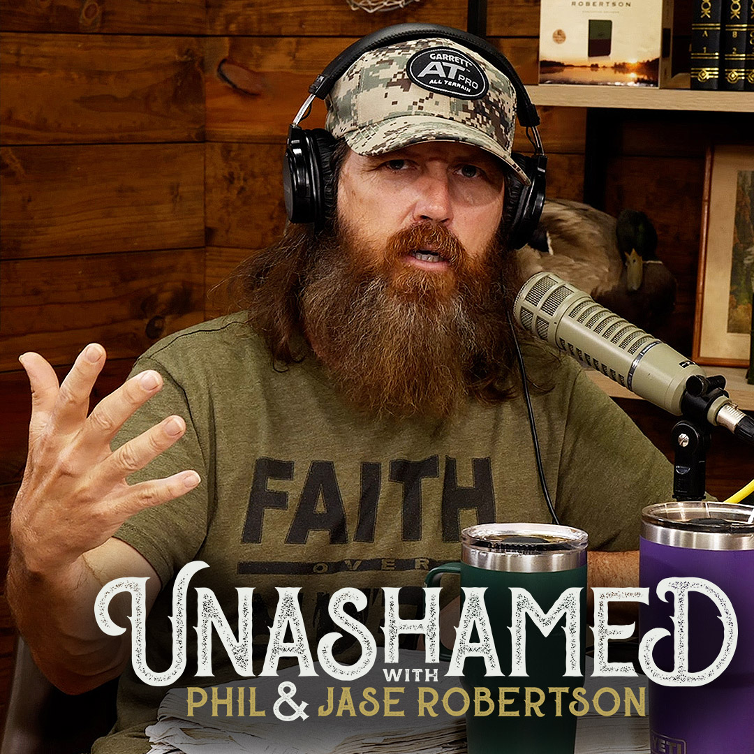 Ep 463 | Jase Cringes at the Sound You NEVER Want to Hear & Phil Exposes the Issue with Space Travel