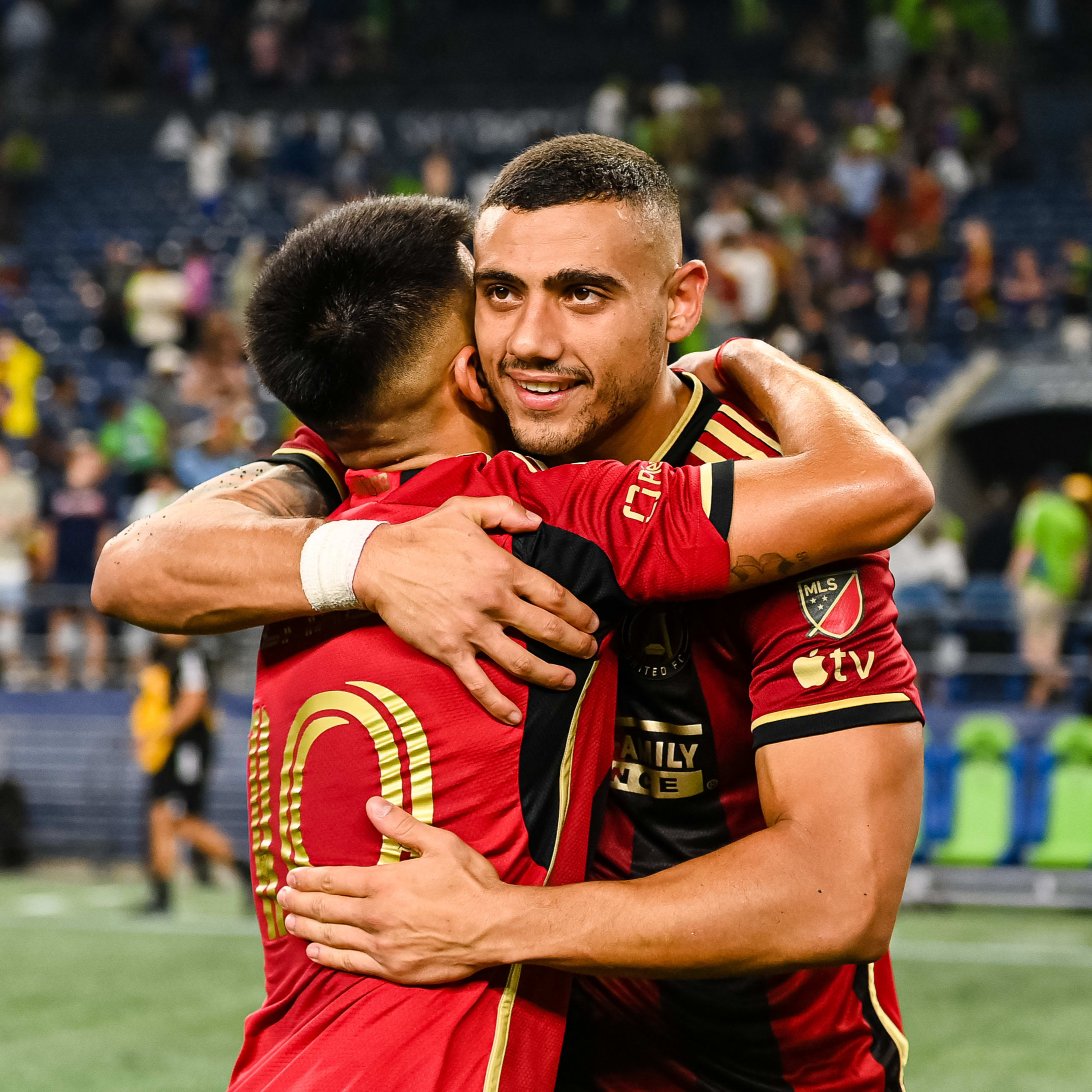 GIORGOS GIAKOUMAKIS POWERS ATL UTD TO A WIN AWAY AT SEATTLE! ATLIENS KIT TO RELEASE SOON! GIAKOUMAKIS GETS INTEREST FROM EUROPE! IS THE MATCH AGAINST NASHVILLE SC A MUST WIN? | FIVE STRIPE WEEKLY #280 episode artwork