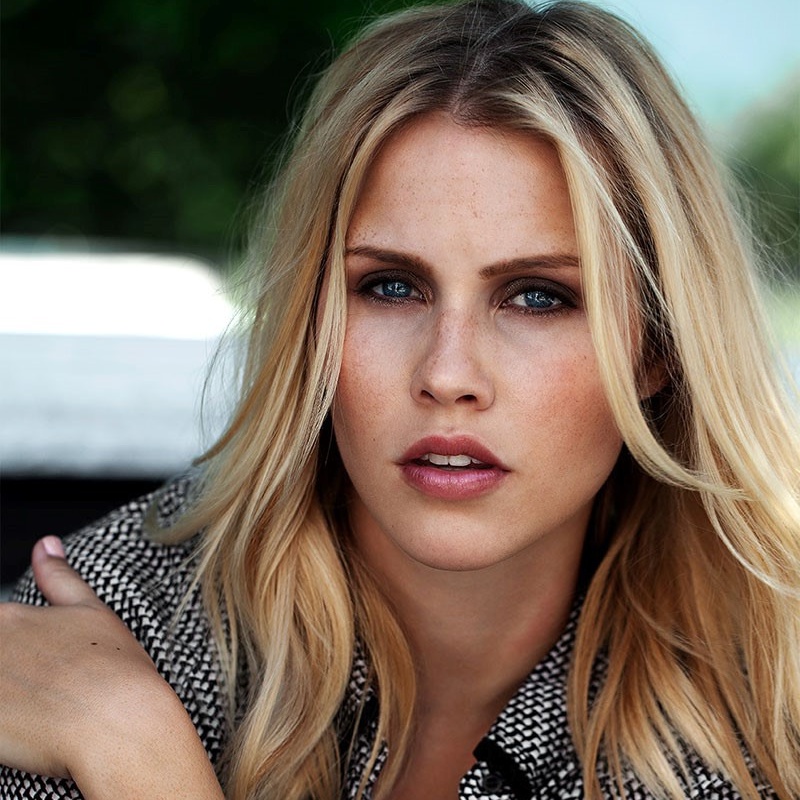 Ep. 105 Claire Holt - Pregnancy