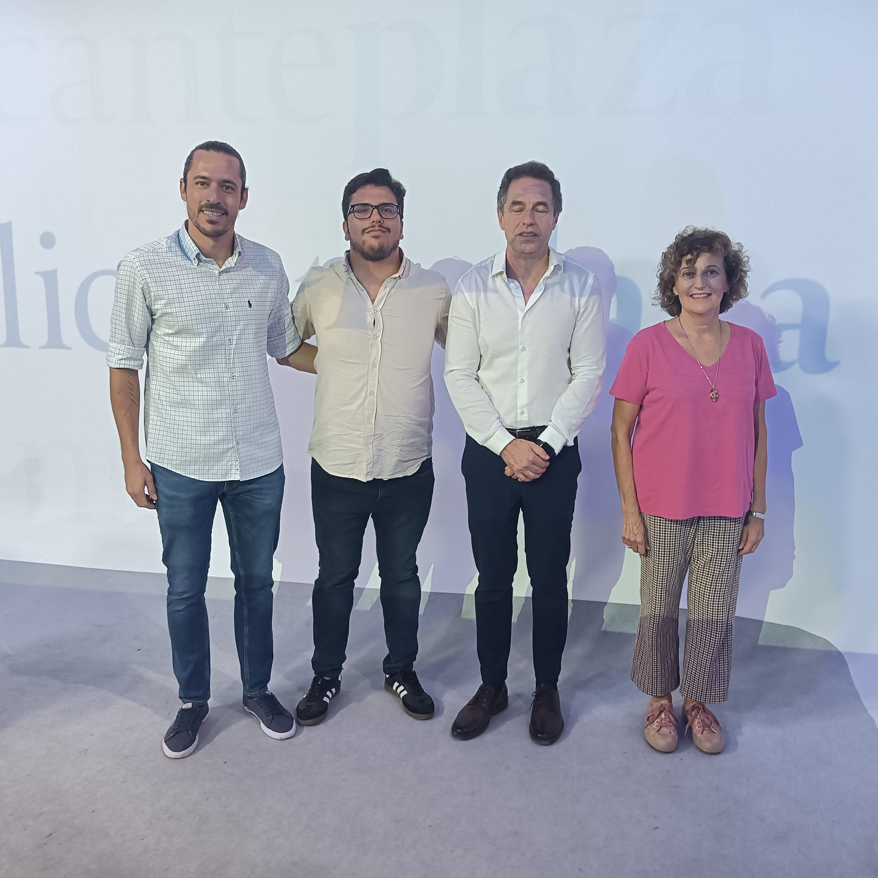 Profesores al borde de un ataque de burocracia - El Senado de Alicante Plaza episode artwork