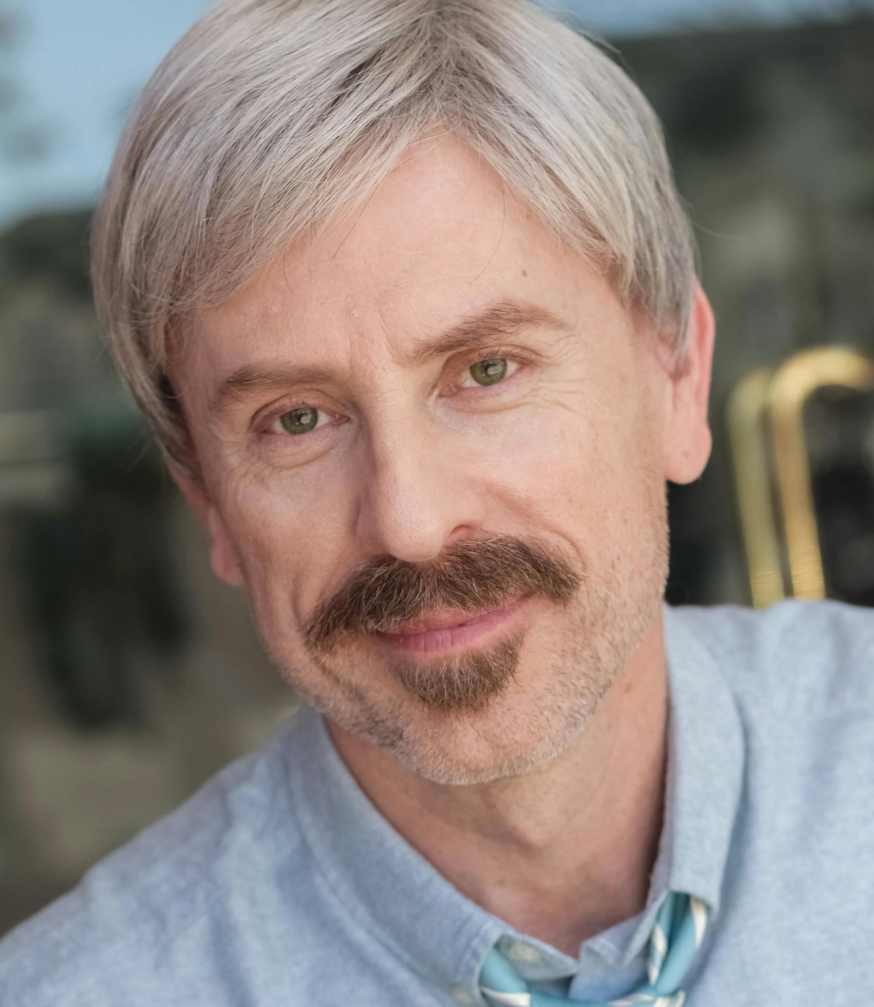 Hugh Flynn's Heartwarming Memoir: A Tale of Love, Family, and Resilience Hugh Flynn's Heartwarming Memoir: A Tale of Love, Family, and Resilience