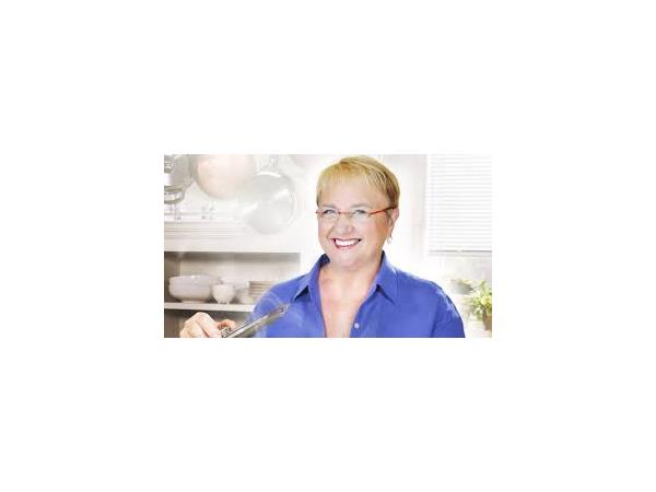 Food & Family Marry for Entrepreneurial Success with Chef Lidia Bastianich episode artwork
