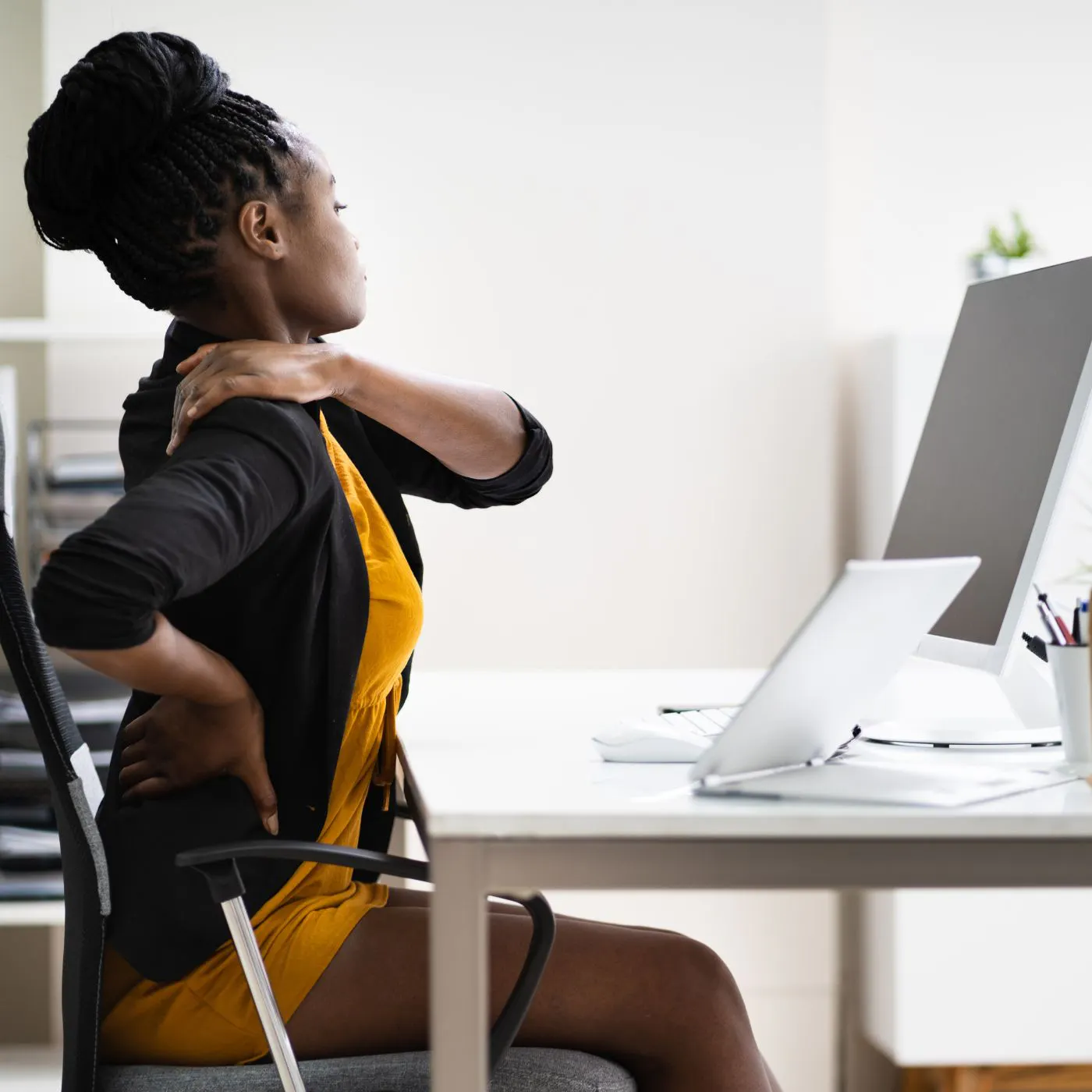 Quels sont les 3 conseils pour améliorer sa posture au bureau ?