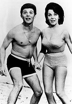 Beach Blanket Plinko with Frankie Avalon! episode artwork