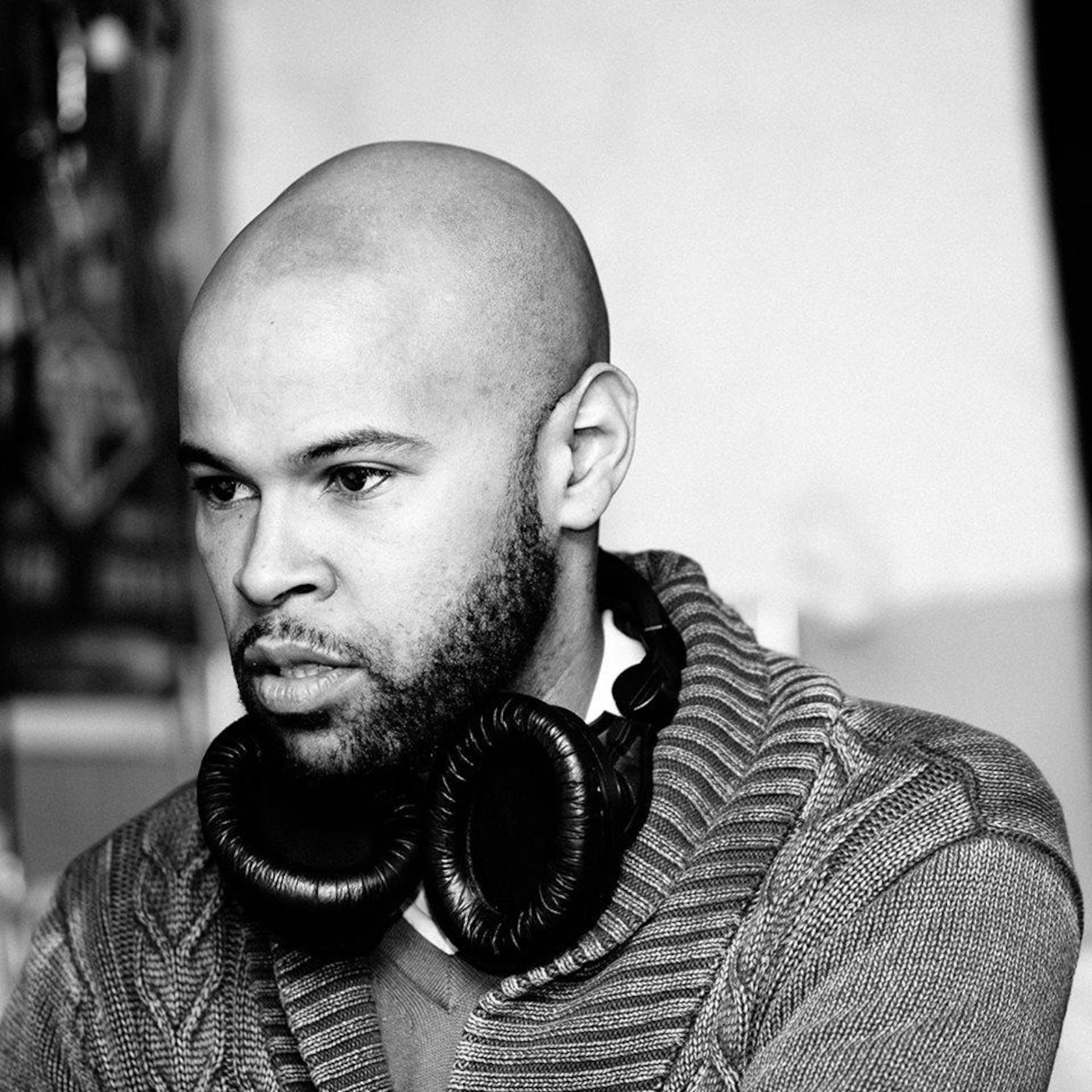 Our own Orie GIvens—Race and Ethnicity Correspondent at The Advocate magazine learns me stuff about being gay.