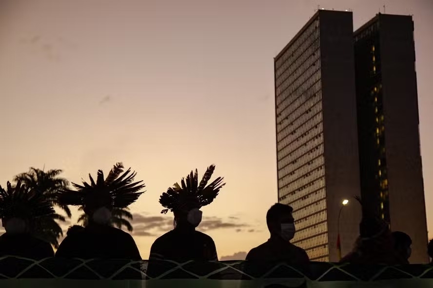 Senado aprova marco temporal para demarcação de terras indígenas
