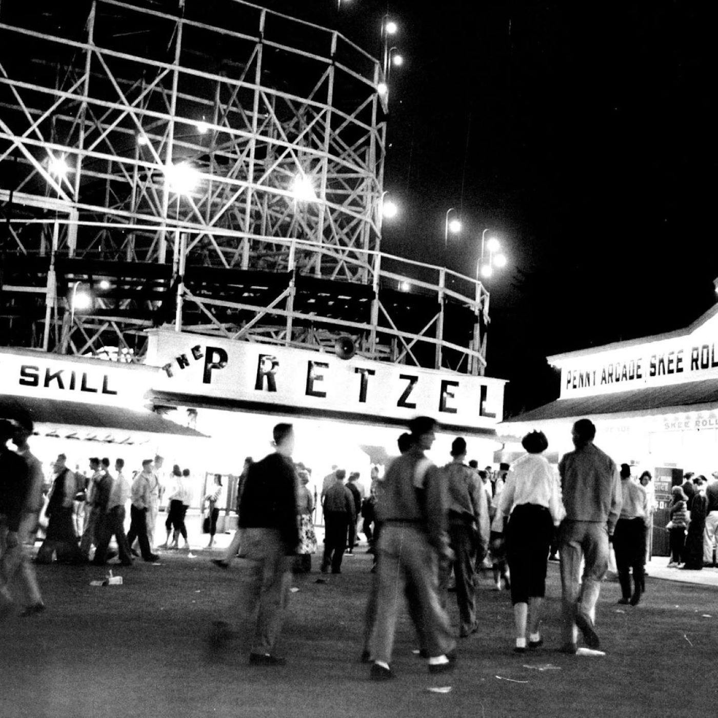 Why did the Excelsior Amusement Park on Lake Minnetonka close? Why did the Excelsior Amusement Park on Lake Minnetonka close?