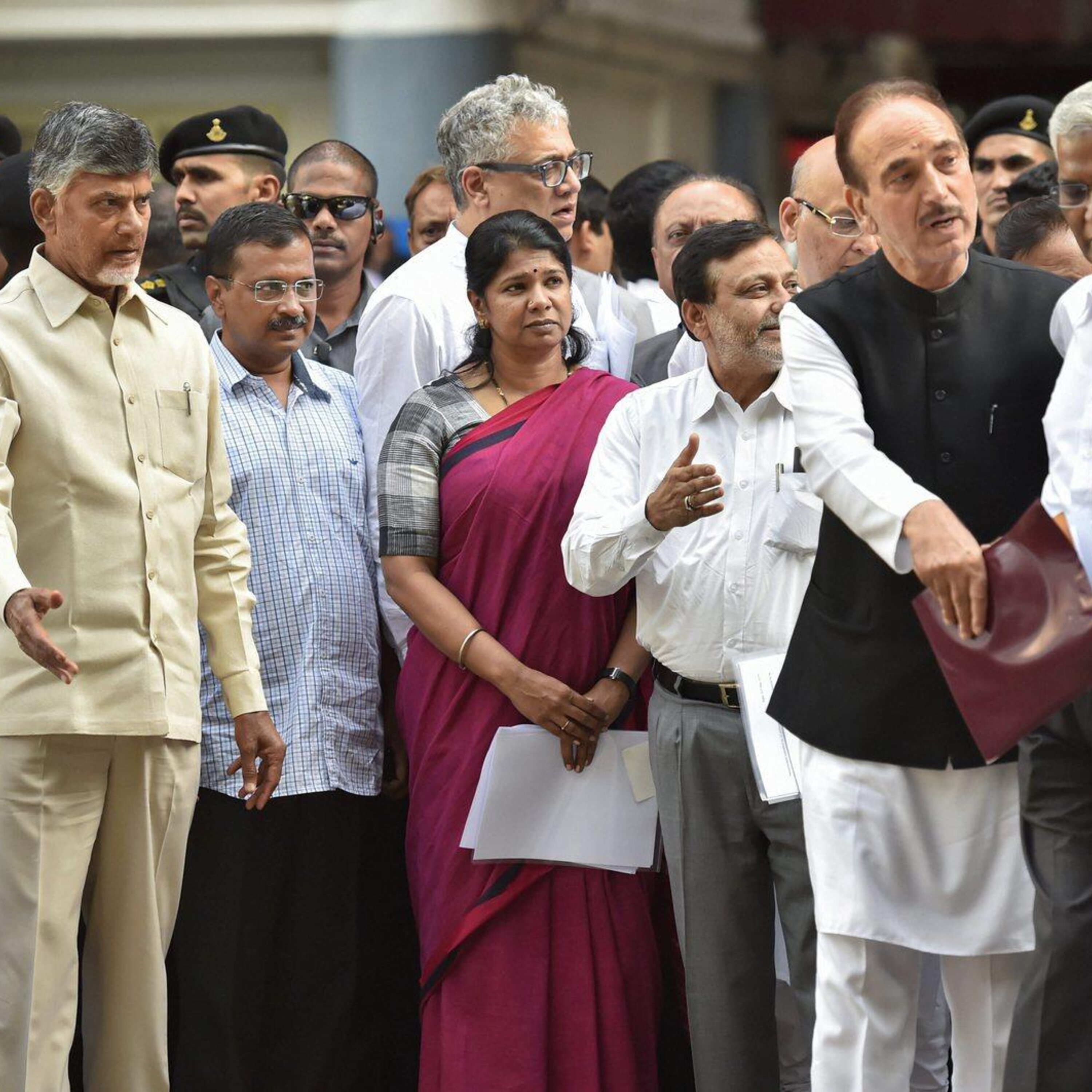 22 Parties Unite Over EVMs: Can This Be a Coalition After Results? episode artwork