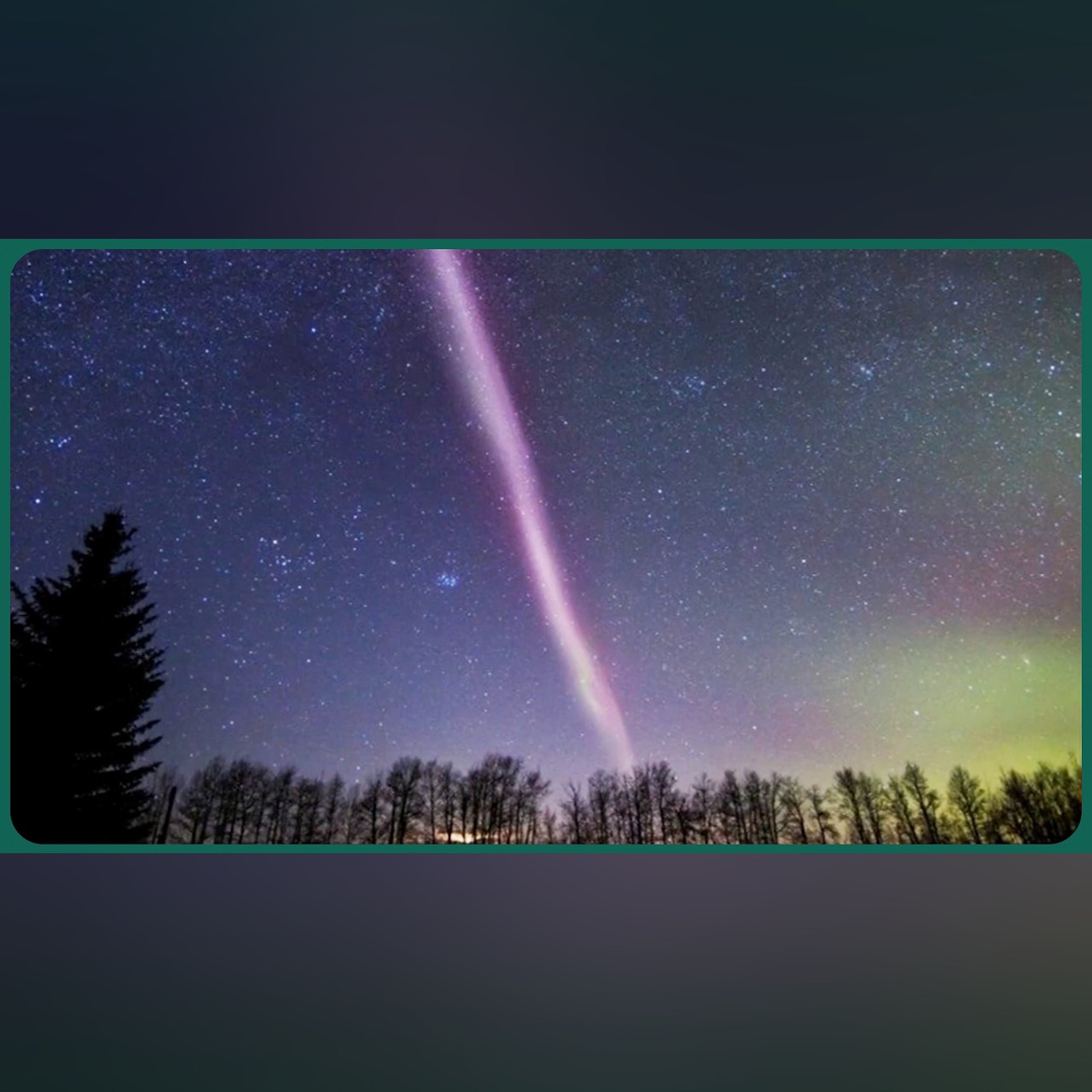 The Mysterious Phenomenon Called "Steve" Discovered by Amateur Photographers