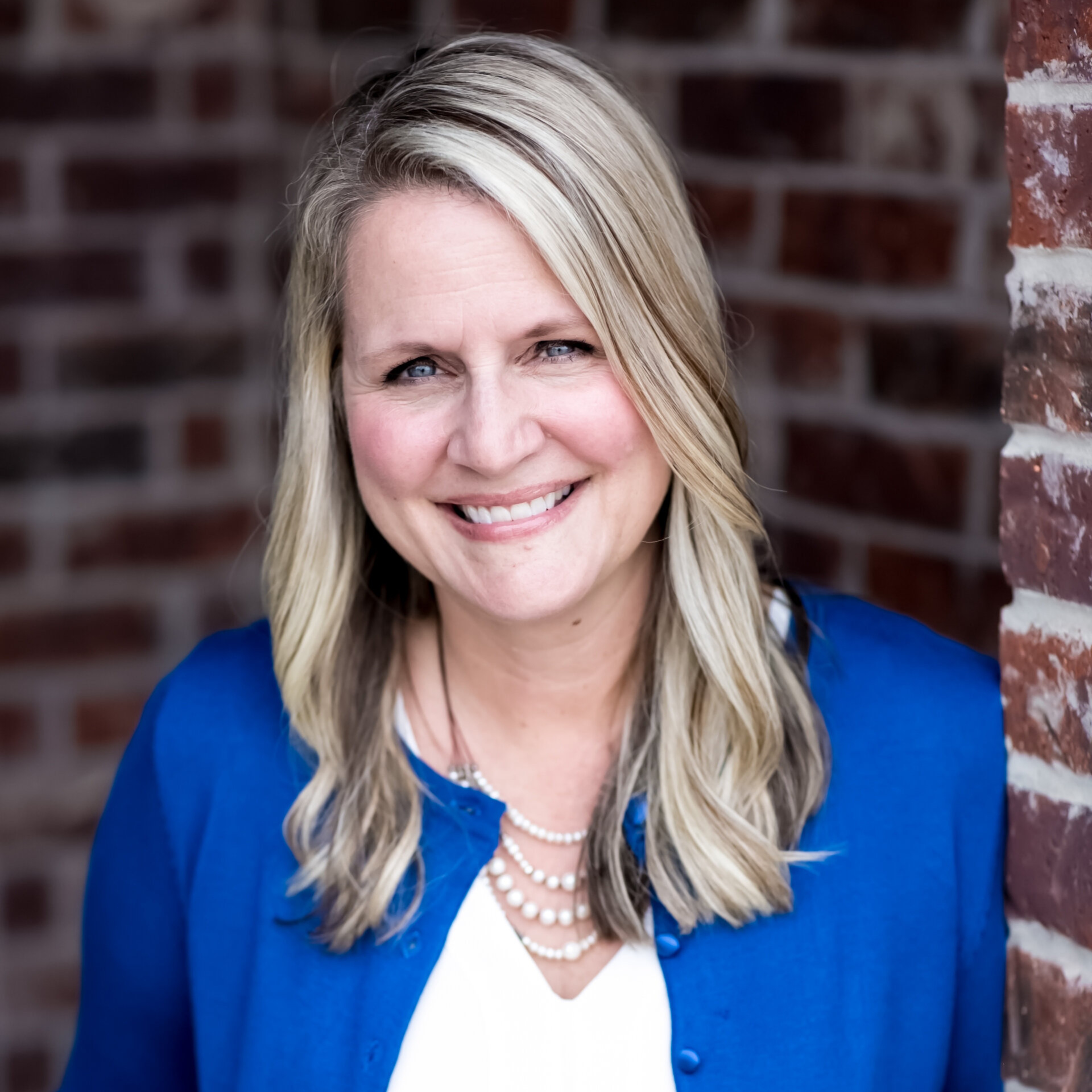 Follow 2 Lead: A Christian Leaders Podcast