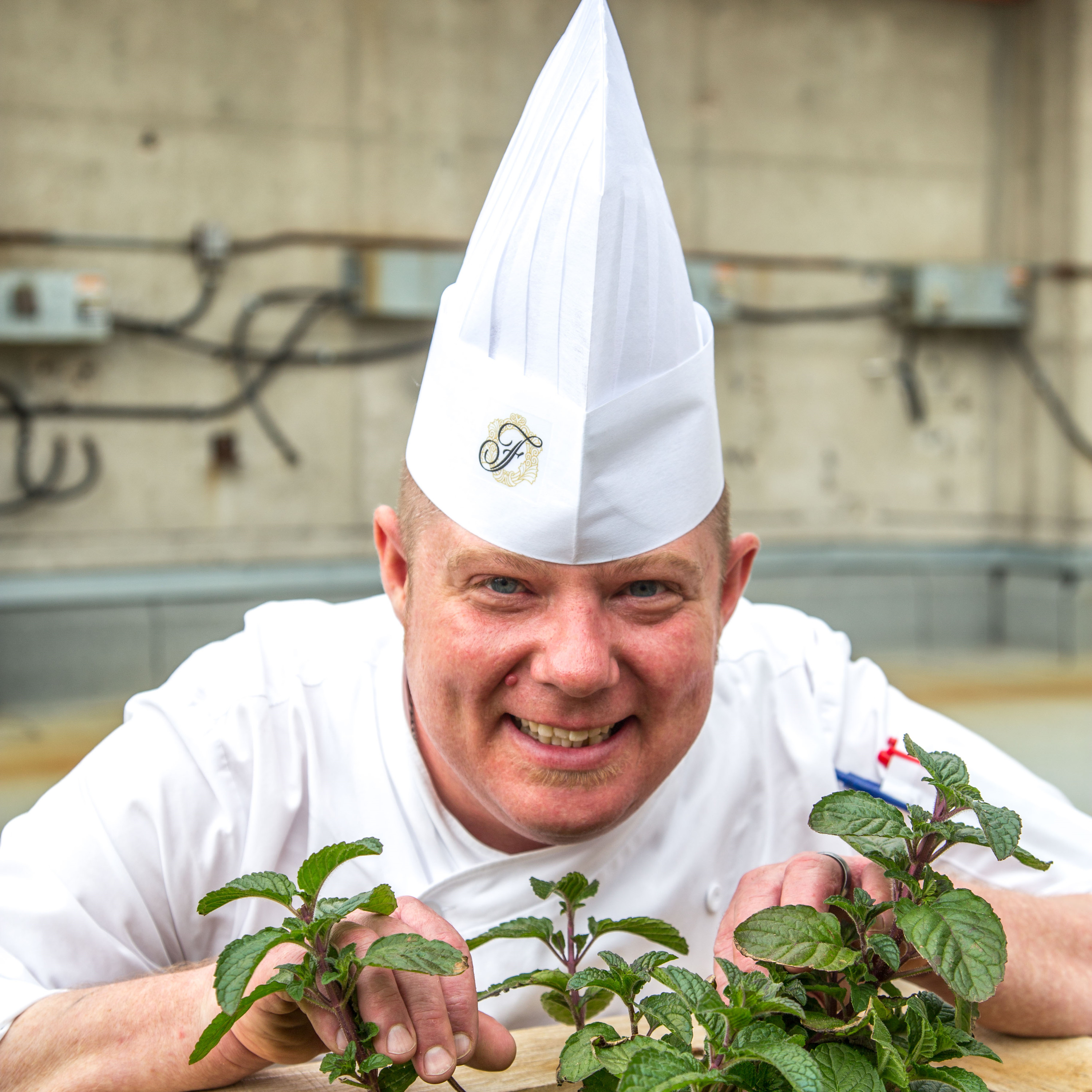 The Main Ingredient w/Kevin Burgin welcomes Chef Tim Palmer from VG Restaurant at the Fairmont Hotel episode artwork