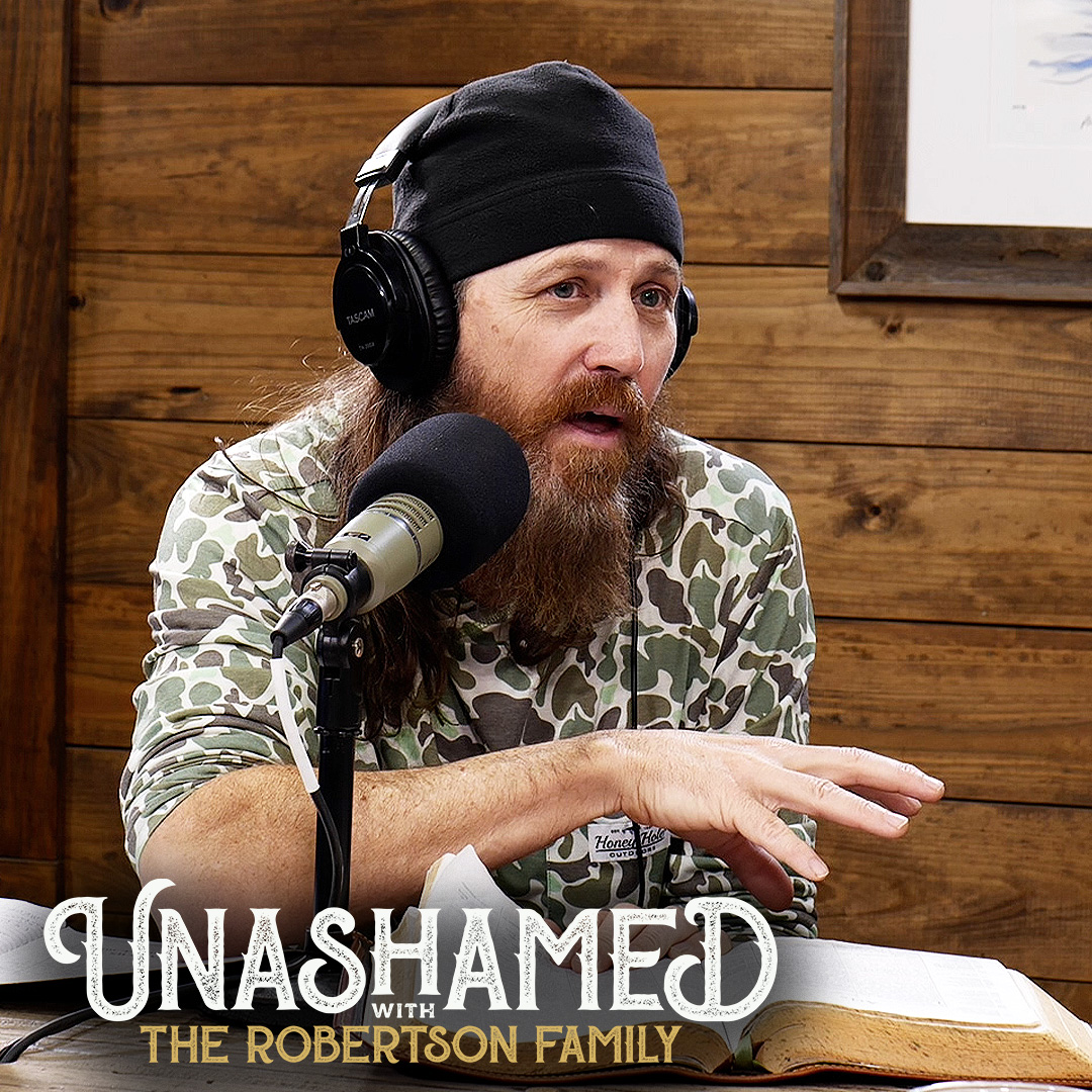 Ep 853 | Jase Discovers a Funny New Meaning to an Old Word & the First Social Influencers