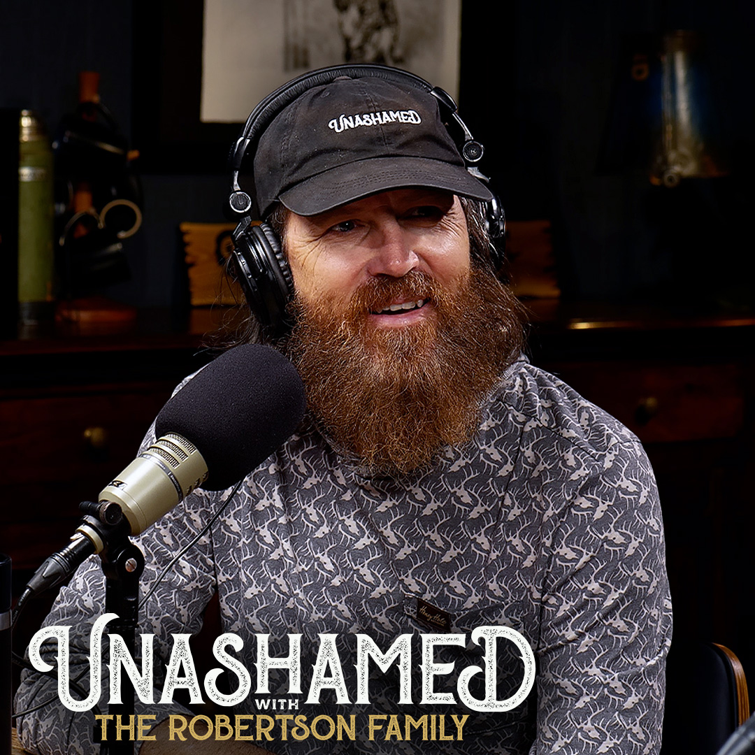 Ep 1153 | John Luke Robertson & Christian Huff Roast Jase’s Questionable Leadership Skills