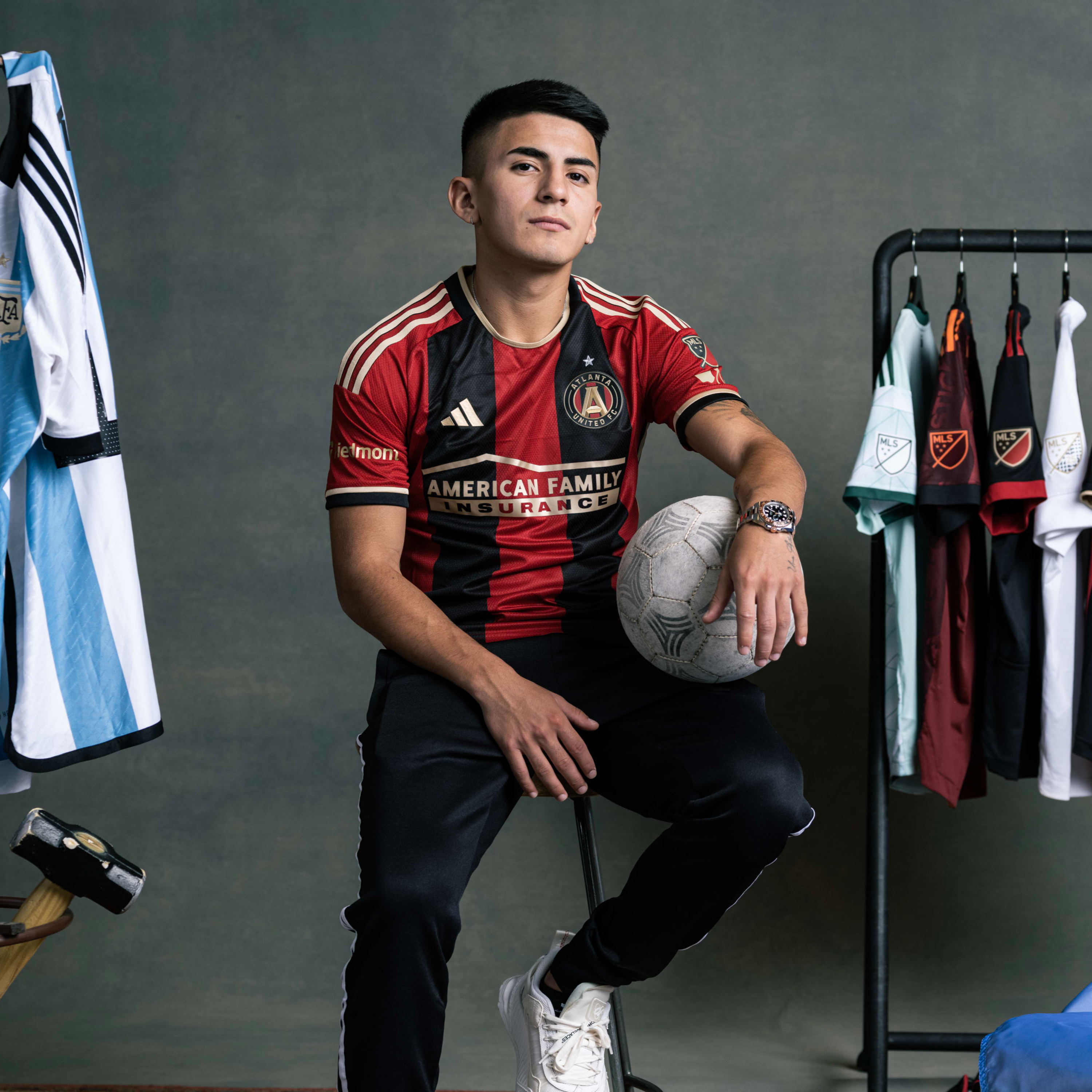 ATL UTD DROP NEW 2023 KIT! ATLANTA UNITED PRESEASON CONCLUDES! FIRST GAME OF 2023 MATCH PREVIEW! | FIVE STRIPE WEEKLY #261 episode artwork