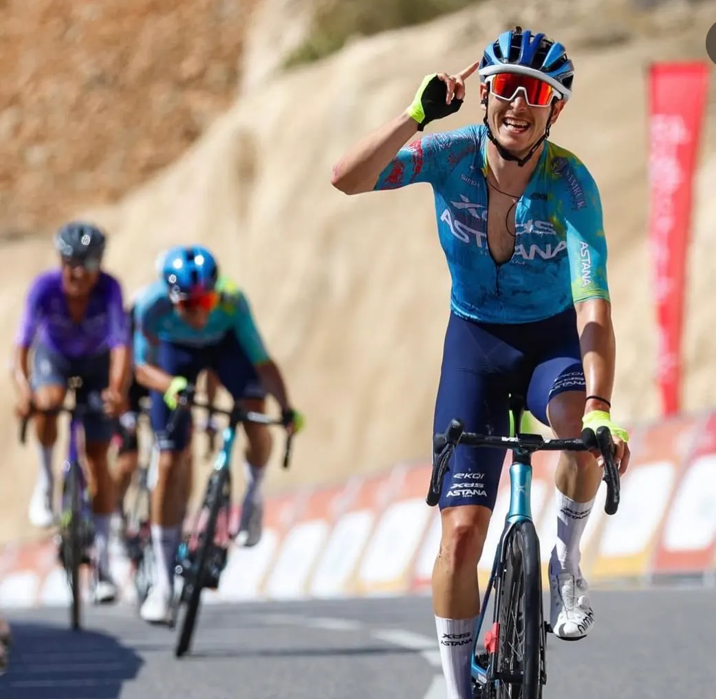 180 - Scaroni incanta, Remco domina 180 - Scaroni incanta, Remco domina