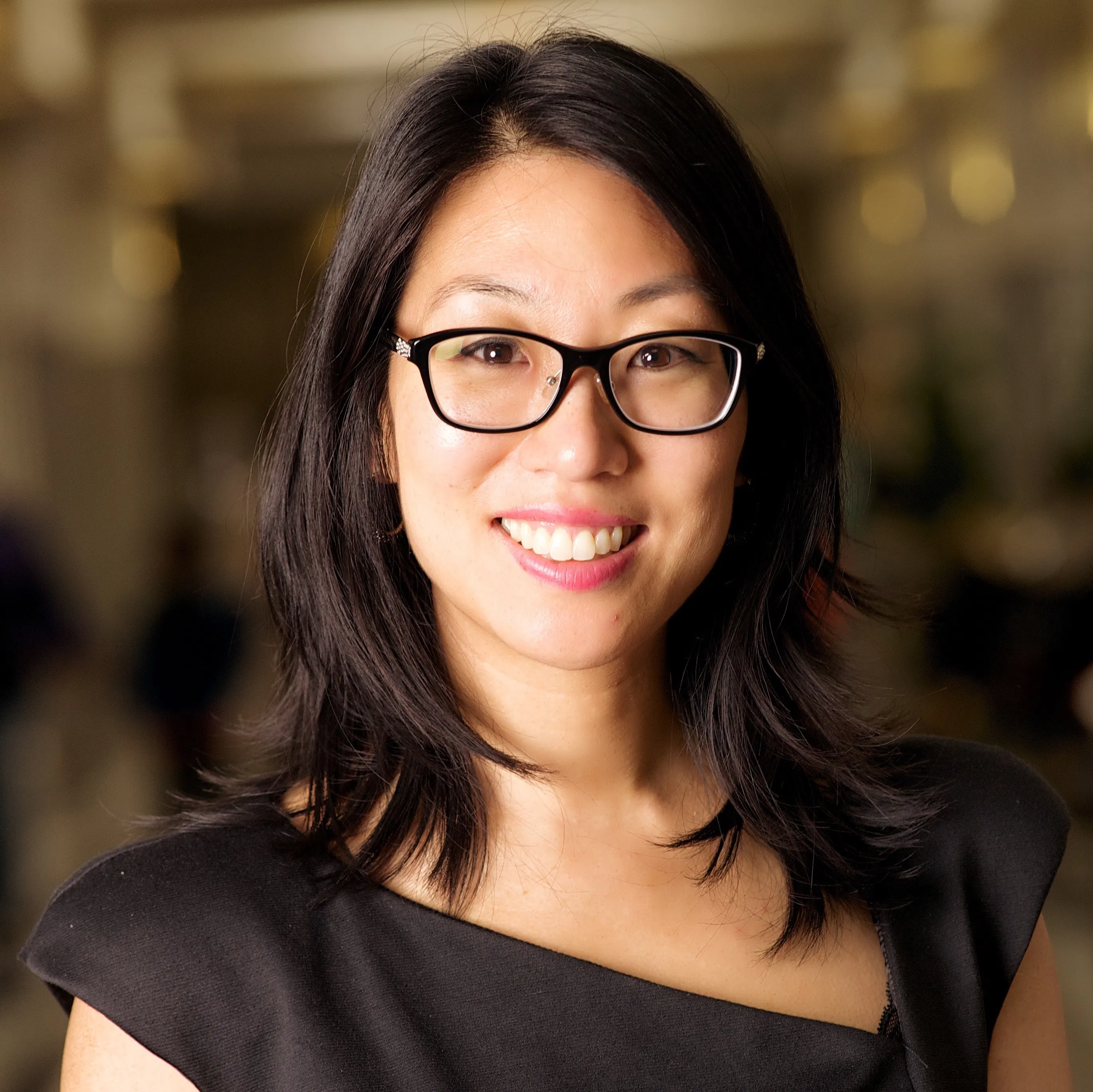 Ep. 66 Management of Female Stress Incontinence and Pelvic Organ Prolapse with Dr. Amy Park — BackTable Urology cover